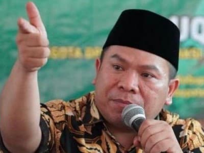 Komisi II DPR Respons Walikota Bukittinggi yang Wajibkan ASN Shalat Subuh Berjamaah