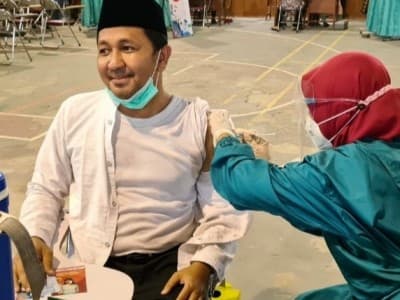 Pengurus NU di Bojonegoro Ikuti Vaksinasi Covid-19