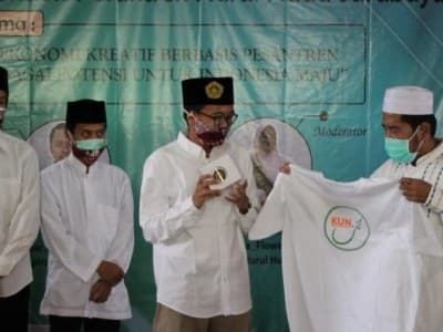 Ikhtiar Pesantren Nurul Huda Surabaya Kembangkan Kewirausahaan