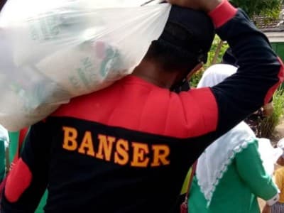 NU Peduli Banjir Lumajang Salurkan 230 Paket Sembako untuk Korban Banjir
