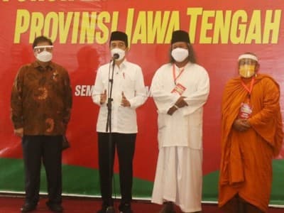 Ratusan Kiai NU dan Santri Ikuti Vaksinasi Covid-19 yang Digelar Pemprov Jateng