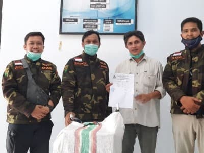 Ansor Ternate Serahkan Bantuan Alkes ke Sejumlah Pesantren
