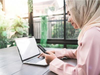 Tentang Hadits ‘Perempuan Kurang Akal dan Agamanya’