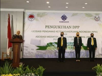 Manaker Ida Fauziyah Kukuhkan Pengurus APKI dan AMHI