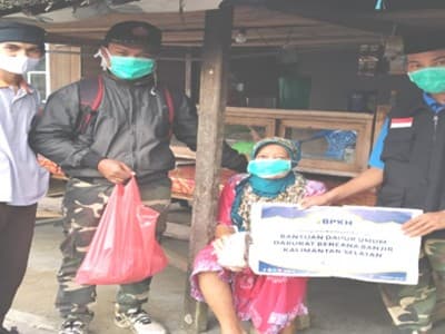 Gandeng LPBI NU, BPKH Salurkan Bantuan untuk Korban Banjir Hulu Sungai Tengah