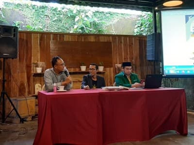 Lakpesdam NU Kota Salatiga Diskusikan Realitas Gerakan Kepemudaan Indonesia