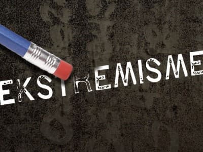 Khutbah Jumat: Kebodohan, Penyebab Ekstremisme