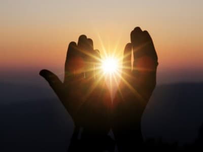 Agama Mengajarkan Cinta dan Kedamaian