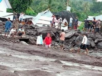 NU Peduli Bantu Warga Terdampak Banjir NTT dan NTB