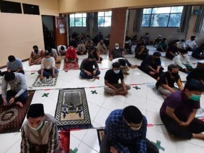 Shalat Tarawih, Ketua PBNU: Protokol Kesehatan Harus Selalu Dijaga
