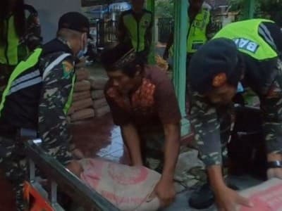 Nahdliyin Salurkan Bantuan untuk Warga Terdampak Gempa di Blitar