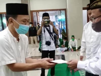 LAZISNU Jaksel Salurkan Bantuan untuk Guru Ngaji, Takmir Masjid, dan Dhuafa