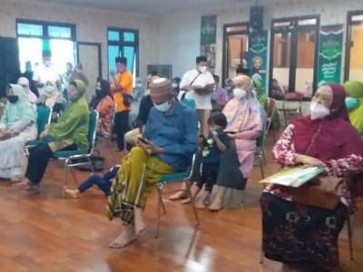 PWNU Jatim Gelar Vaksinasi Dosis Kedua untuk Ibu Nyai