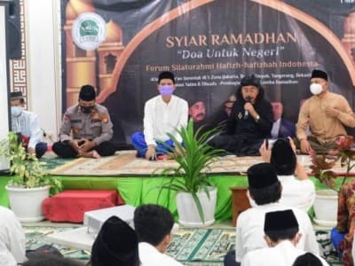Hafiz-Hafizah Indonesia Kawal Al-Qur'an sebagai Pedoman Hidup