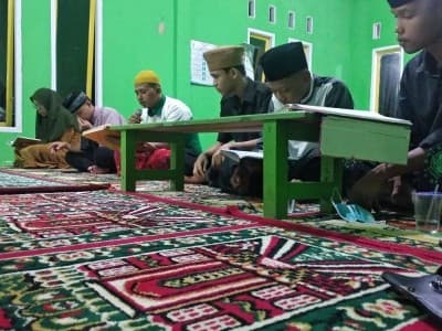 Darling, Cara Generasi Muda NU Pringsewu Pertahankan Tadarus di Masjid
