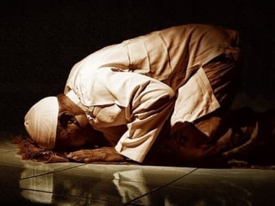 Ragu Menghitung Rakaat Shalat, Begini Tips Ahli Sufi