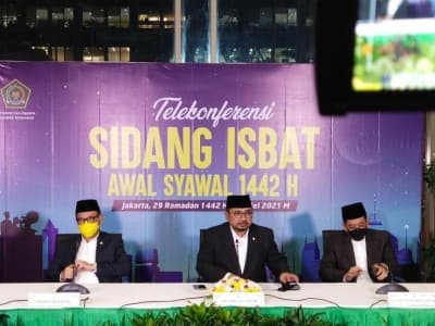 Menag Yaqut Minta Umat Islam Shalat Id di Rumah