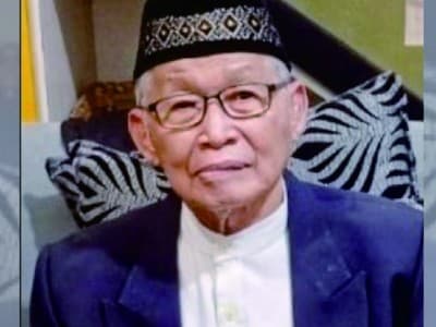 Innalillahi, Mustasyar PCNU Blora KH Machsun Usman Wafat