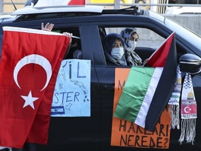 Warga Turki Gelar Protes Agresi Israel ke Palestina