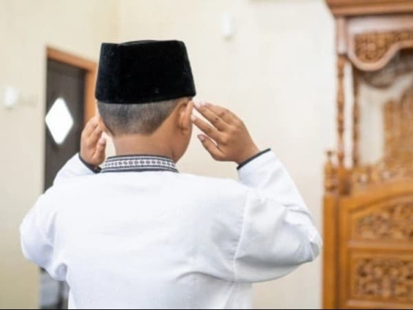 Malam Gerhana Bulan Sebagian, Disunnahkan Shalat bagi Muslim di wilayah WITA dan WIT