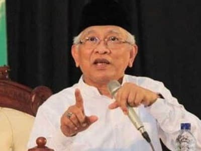 Gus Mus: AGH Sanusi Baco adalah Waliyullah