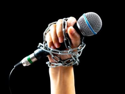 Menyempitnya Ruang Demokrasi Sebab Teror dan Intimidasi