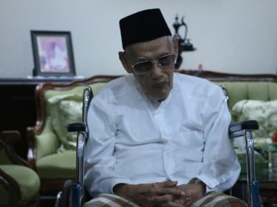 Kiai Ali Yafie: Syariat Islam Pertama adalah Membaca
