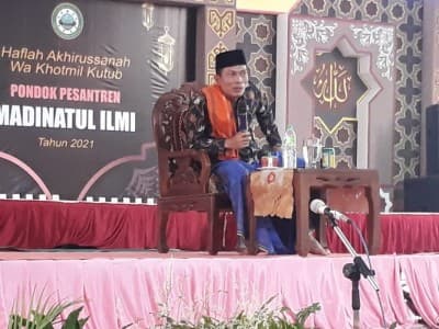 Dampak Orang Tak Tahu tapi Merasa Tahu dalam Agama