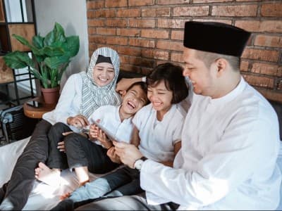 Menikah Bukan Semata soal Penyaluran Hasrat Seksual