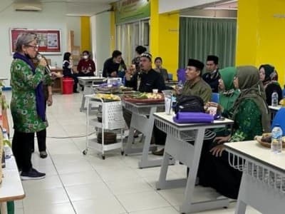 Pergunu Jakarta Belajar Meracik Herbal ke STAB Nalanda