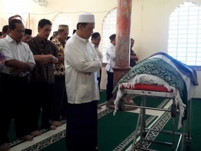 Tafsir Mimpi Kematian (3): Saat Bermimpi Mengurus Jenazah