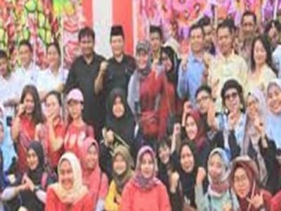 Religious acculturation of Chinese ethnic group in China Benteng Tangerang City