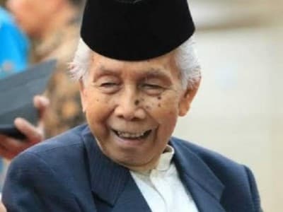 AGH Sanusi Baco Diusulkan Jadi Bapak Moderasi Beragama