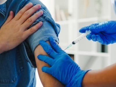 Kenapa Bisa Positif Covid-19 Walau Sudah Divaksin?