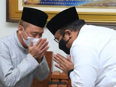Menag Yaqut Silaturahim ke Kiai-kiai NU Mohon Doa Pandemi Segera Berakhir