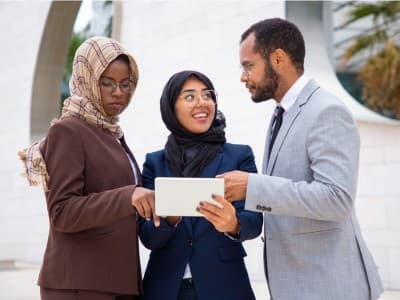 Perempuan Bepergian Tanpa Mahram dalam Kajian Hadits