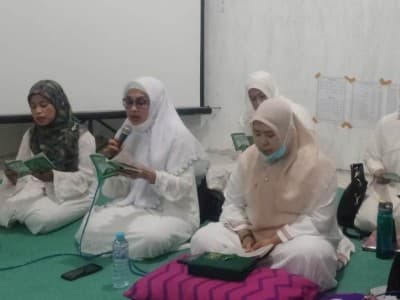 Lewat Shalawat Burdah, Fatayat NU Kota Surabaya Doakan lbu Pertiwi