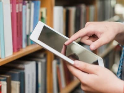 Rendahnya Literasi Sebabkan Hoaks