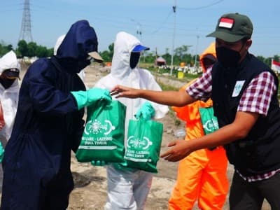 Dukung Penggali Kubur, NU Jatim Kirim Bantuan Pangan dan Multivitamin