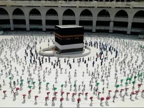 Arab Saudi Tetapkan Tanggal 30 Syawal sebagai Akhir Musim Umrah