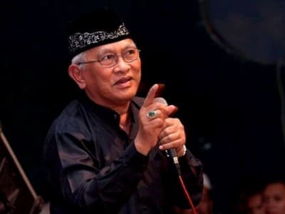 Ngaji Suluk Maleman, Gus Mus: Kita Harus Berterima Kasih Masih Ditegur