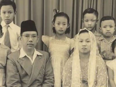 Nyai Sholichah Munawwaroh Teladan 'Single Parent' yang Inspiratif