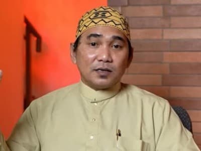 Gus Reza Lirboyo Jelaskan Khidmah dan Teori Berkah