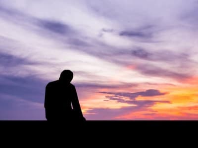 Khutbah Jumat: Melatih Diri untuk Rendah Hati