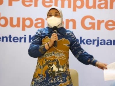 Menaker Ida: Selama Pandemi Beban Pekerja Perempuan Juga Bertambah