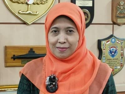 Kedudukan Mulia Perempuan Pekerja menurut Nyai Badriyah Fayumi