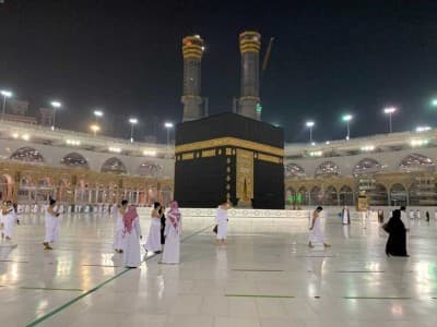 Tahap Awal, Saudi Buka Umrah untuk 20 Ribu Jamaah