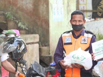 LAZISNU Kudus Kirim Ribuan Paket Bagi Warga Colo Terdampak Pandemi