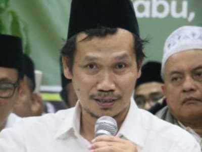 Gus Baha Jelaskan Pentingnya Punya Uang dalam Berteman