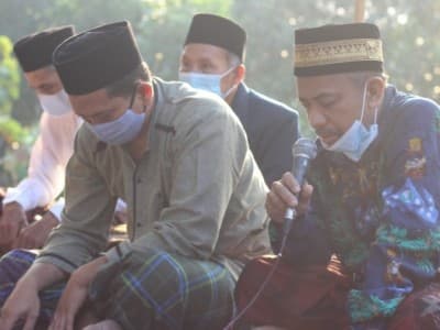 Ziarah ke Makam Anggota Pasukan Pangeran Diponegoro di Desa Criwik Rembang
